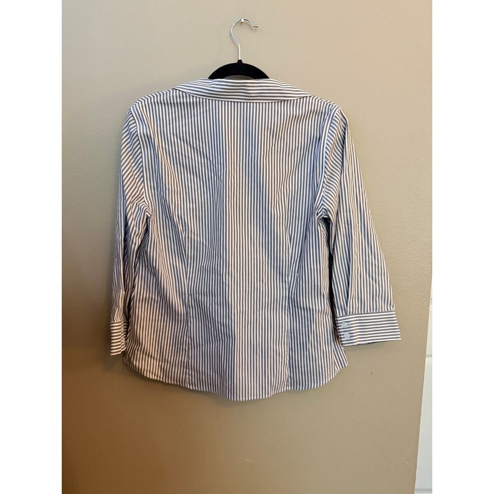 Anne Klein Pinstripe Button Front Blouse Gray White Women’s Medium - Picture 7 of 12